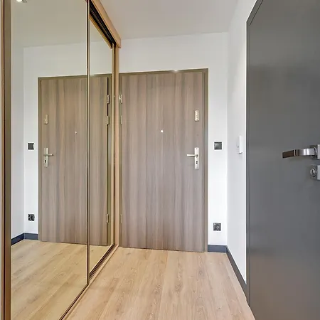 Aviator Blue 15 Apartment *